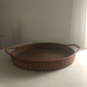WICKER TRAY